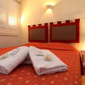 Chambre Lit Queen-Size