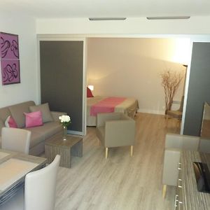 Appartement à 2 Chambres à Coucher